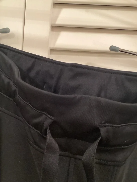 Under Armour Black Women's Track Joggers with Drawcord M - Picture 2 of 5